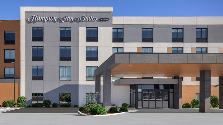 Hampton Inn & Suites Orangeville Exterior
