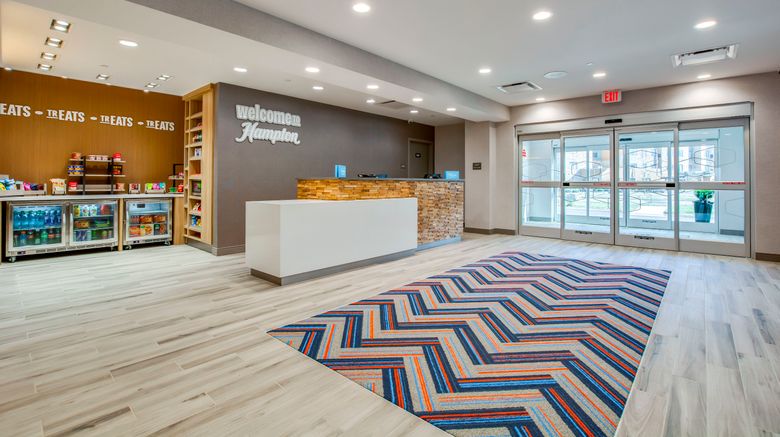 <b>Hampton Hilton East Oxmoor Lobby</b>. Images powered by <a href="https://www.leonardoworldwide.com/" title="Leonardo Worldwide" target="_blank">Leonardo</a>.