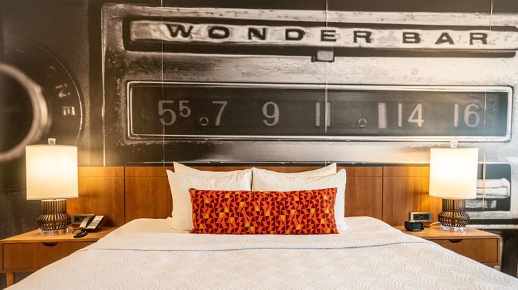 Hotel Indigo Memphis Downtown Room