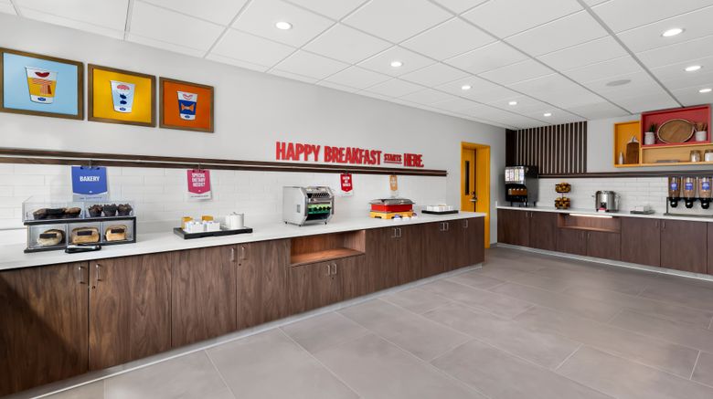 <b>Hampton Inn and Suites by Hilton Corona Restaurant</b>. Images powered by <a href="https://www.leonardoworldwide.com/" title="Leonardo Worldwide" target="_blank">Leonardo</a>.