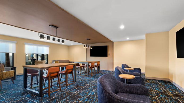 <b>Hampton Inn and Suites by Hilton Corona Other</b>. Images powered by <a href="https://www.leonardoworldwide.com/" title="Leonardo Worldwide" target="_blank">Leonardo</a>.