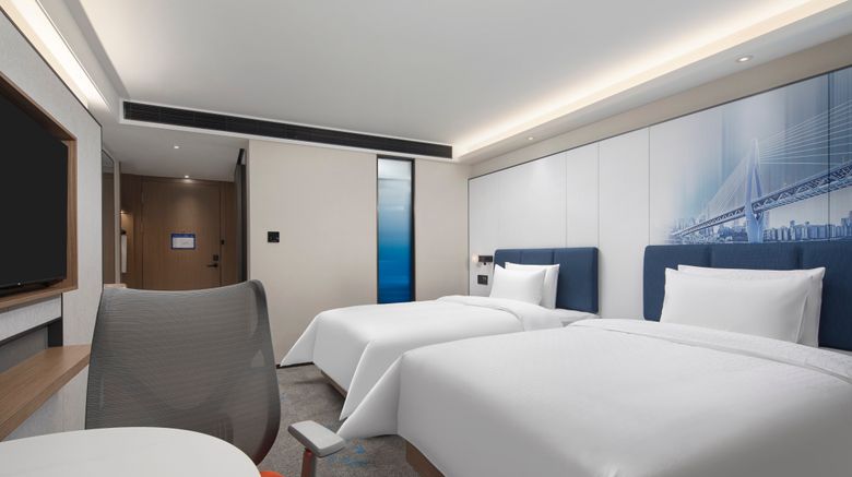 <b>Hampton Inn CKG Hongyadong River View Room</b>. Images powered by <a href="https://www.leonardoworldwide.com/" title="Leonardo Worldwide" target="_blank">Leonardo</a>.