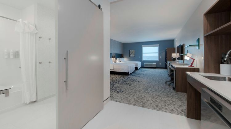 Home2 Suites Lumberton Room