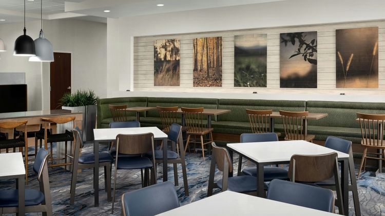 Fairfield Inn/Suites Atlanta Stockbridge Restaurant