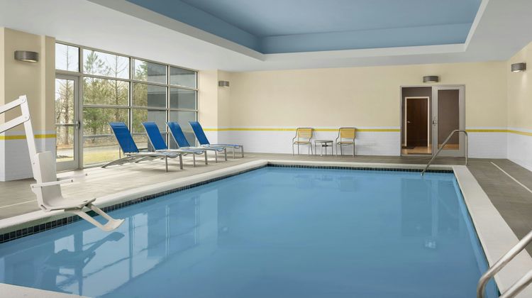 Fairfield Inn/Suites Atlanta Stockbridge Pool