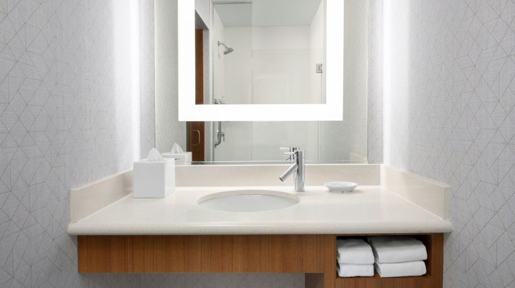 SpringHill Suites Irvine John Wayne Arpt Room