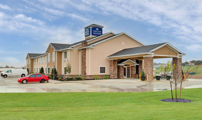 Cobblestone Hotel & Suites Waynesboro Exterior