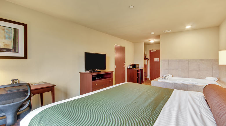 <b>Cobblestone Hotel & Suites Waynesboro Suite</b>. Images powered by <a href="https://www.leonardoworldwide.com/" title="Leonardo Worldwide" target="_blank">Leonardo</a>.