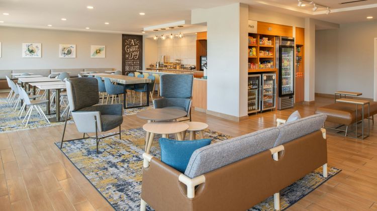 TownePlace Suites Jackson Ridgeland Lobby