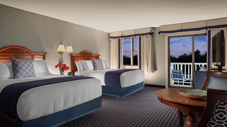 Hyannis Harbor Hotel Room