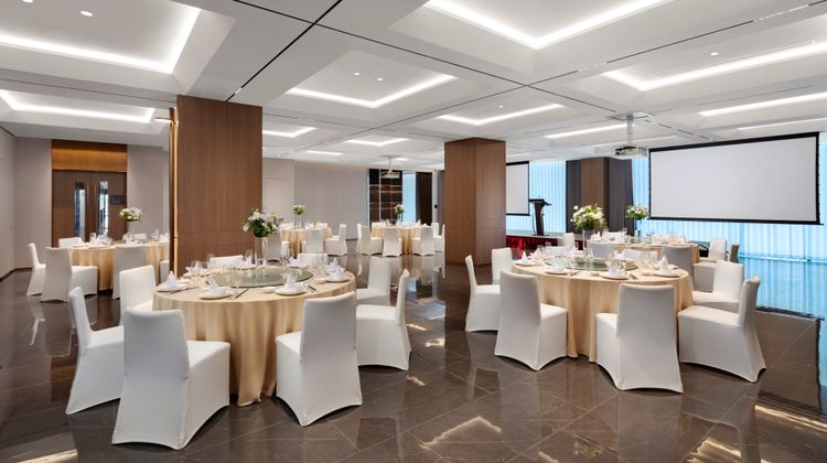 Holiday Inn Express Zhabei Ballroom