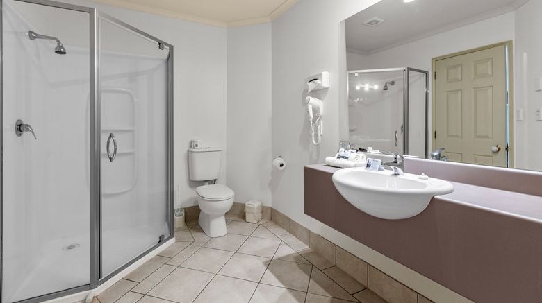 <b>Tuscany Villas Whakatane Room</b>. Images powered by <a href="https://www.leonardoworldwide.com/" title="Leonardo Worldwide" target="_blank">Leonardo</a>.
