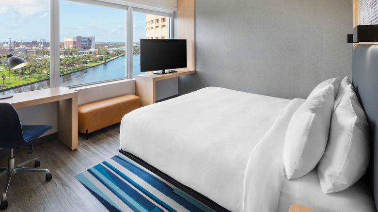 <b>aloft Tampa Downtown Room</b>. Images powered by <a href="https://www.leonardoworldwide.com/" title="Leonardo Worldwide" target="_blank">Leonardo</a>.