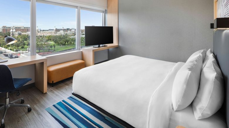 <b>aloft Tampa Downtown Room</b>. Images powered by <a href="https://www.leonardoworldwide.com/" title="Leonardo Worldwide" target="_blank">Leonardo</a>.