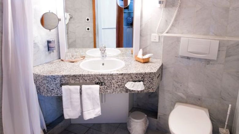 <b>Hotel Schlossli Ipsach Room</b>. Images powered by <a href="https://www.leonardoworldwide.com/" title="Leonardo Worldwide" target="_blank">Leonardo</a>.