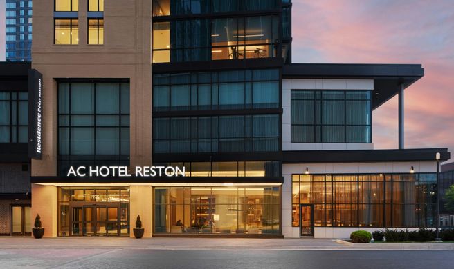 AC Hotel Reston Exterior