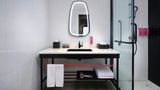 Moxy by Marriott Ningbo Old Bund Room