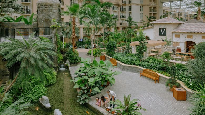 <b>Gaylord Palms Resort & Convention Center Exterior</b>. Images powered by <a href="https://www.leonardoworldwide.com/" title="Leonardo Worldwide" target="_blank">Leonardo</a>.