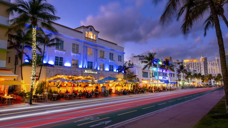 Marriott Vacation Club, South Beach Exterior. Images powered by <a href="https://www.leonardoworldwide.com" target="_blank" rel="noopener">Leonardo</a>.