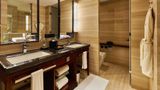 <b>Mandarin Oriental Pudong, Shanghai Room</b>. Images powered by <a href="https://www.leonardoworldwide.com/" title="Leonardo Worldwide" target="_blank">Leonardo</a>.