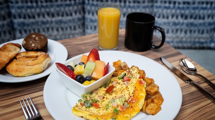 Crowne Plaza Hotel Suffern Restaurant