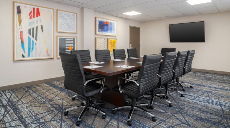 <b>Holiday Inn Express & Suites Bentonville Meeting</b>. Images powered by <a href="https://www.leonardoworldwide.com/" title="Leonardo Worldwide" target="_blank">Leonardo</a>.