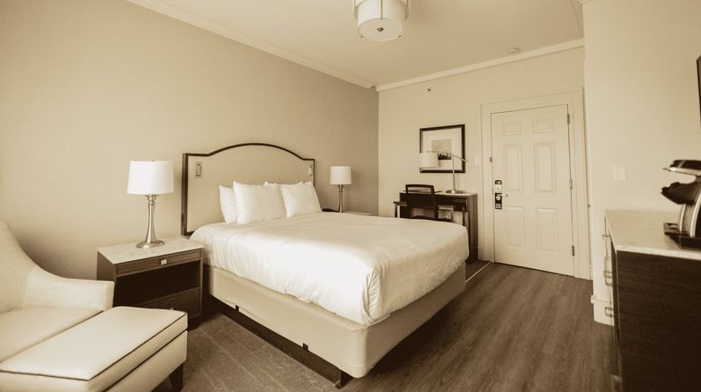 <b>The Albion Summit Hotel Room</b>. Images powered by <a href="https://www.leonardoworldwide.com/" title="Leonardo Worldwide" target="_blank">Leonardo</a>.