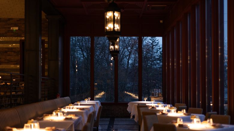 <b>The Albion Summit Hotel Restaurant</b>. Images powered by <a href="https://www.leonardoworldwide.com/" title="Leonardo Worldwide" target="_blank">Leonardo</a>.