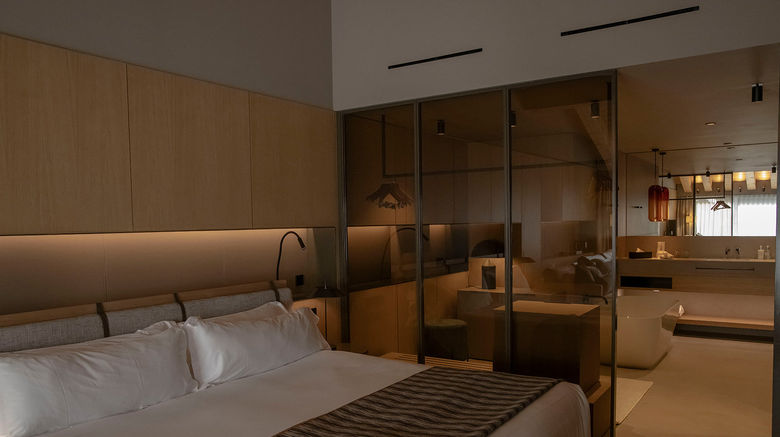 <b>The Blackpine Suite</b>. Images powered by <a href="https://www.leonardoworldwide.com/" title="Leonardo Worldwide" target="_blank">Leonardo</a>.