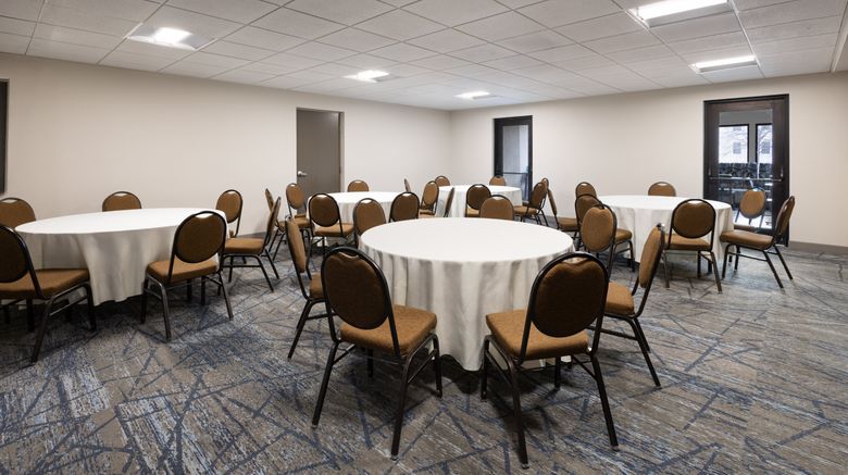 <b>Holiday Inn Express Leesburg Meeting</b>. Images powered by <a href="https://www.leonardoworldwide.com/" title="Leonardo Worldwide" target="_blank">Leonardo</a>.