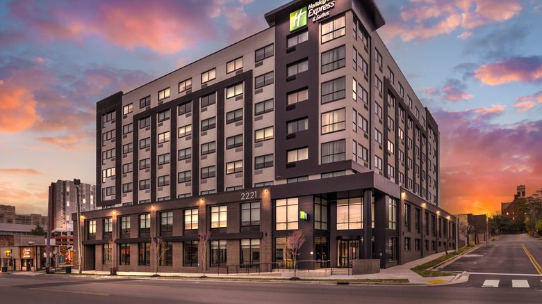 Holiday Inn Exp Suites West End Exterior. Images powered by <a href="https://www.leonardoworldwide.com" target="_blank" rel="noopener">Leonardo</a>.