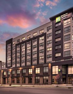 Holiday Inn Exp Suites West End
