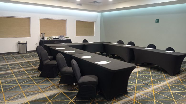 <b>Holiday Inn Hotel & Suites Meeting</b>. Images powered by <a href="https://www.leonardoworldwide.com/" title="Leonardo Worldwide" target="_blank">Leonardo</a>.