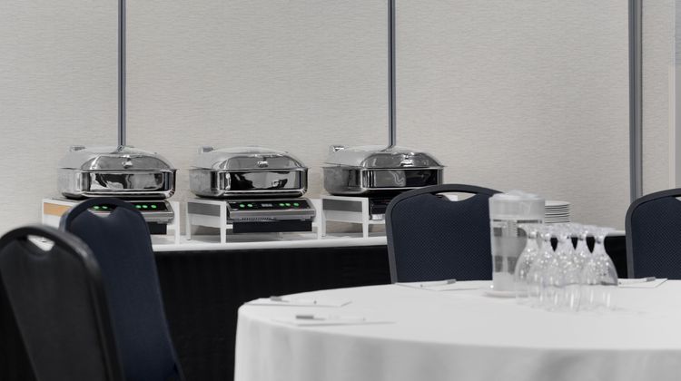 Holiday Inn Ottawa East Meeting