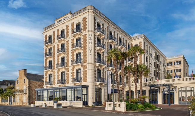 Hotel Barriere Le Grand Hotel Dinard Exterior