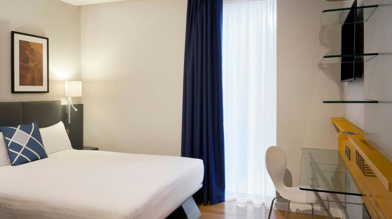 <b>Four Points Flex by Sheraton Cardiff Room</b>. Images powered by <a href="https://www.leonardoworldwide.com/" title="Leonardo Worldwide" target="_blank">Leonardo</a>.