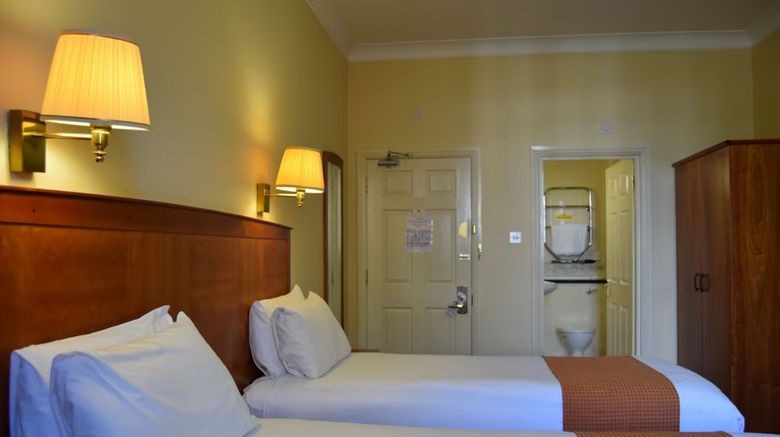 <b>Arnos Manor Hotel Room</b>. Images powered by <a href="https://www.leonardoworldwide.com/" title="Leonardo Worldwide" target="_blank">Leonardo</a>.