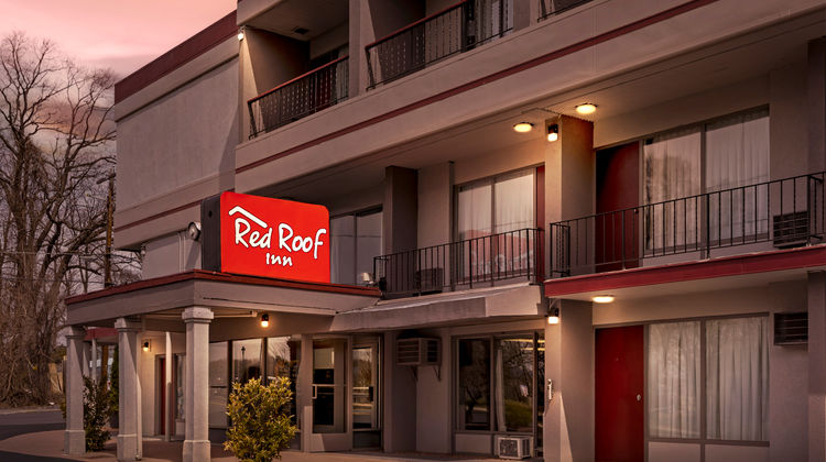 Red Roof Inn Stroudsburg Exterior