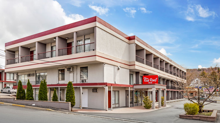 Red Roof Inn Stroudsburg Exterior