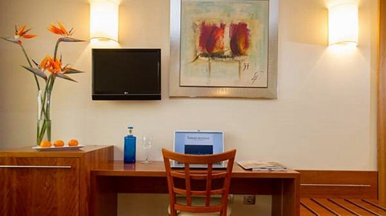 <b>Hotel Leflet Sanlucar Room</b>. Images powered by <a href="https://www.leonardoworldwide.com/" title="Leonardo Worldwide" target="_blank">Leonardo</a>.