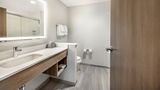 Holiday Inn Exp Suites West End Room