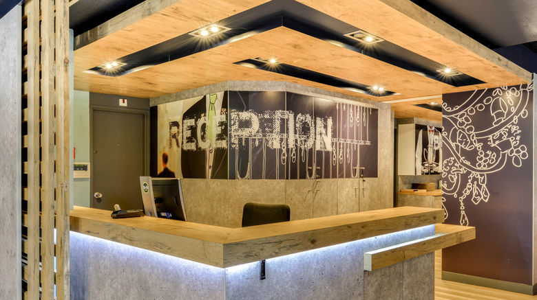 <b>B&B HOTEL Montpellier Sud Lattes Lobby</b>. Images powered by <a href="https://www.leonardoworldwide.com/" title="Leonardo Worldwide" target="_blank">Leonardo</a>.