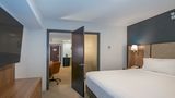 Holiday Inn Hotel & Suites Kamloops Suite