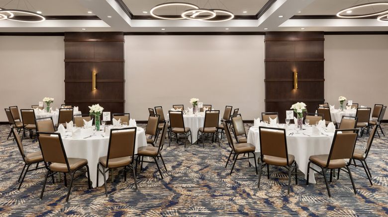 <b>Holiday Inn Virginia Beach-Norfolk Hotel Ballroom</b>. Images powered by <a href="https://www.leonardoworldwide.com/" title="Leonardo Worldwide" target="_blank">Leonardo</a>.