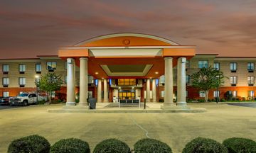 Holiday Inn Express & Suites Gadsden W-N