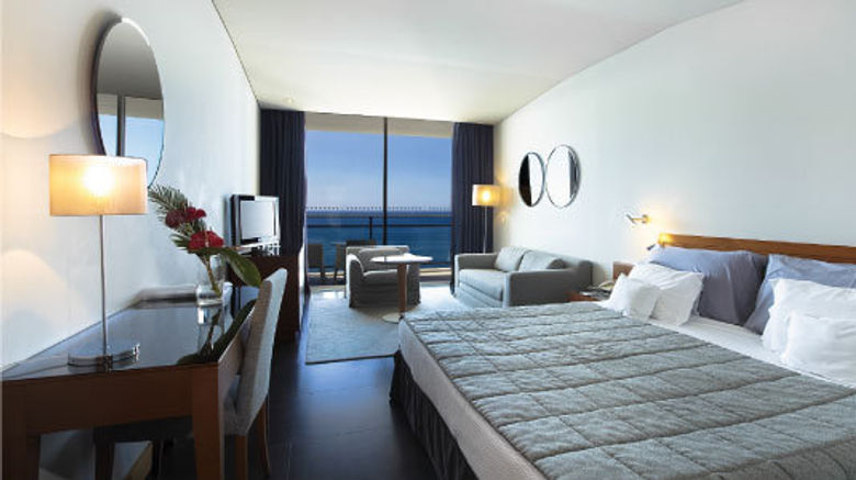 <b>Vidamar Resorts Madeira Room</b>. Images powered by <a href="https://www.leonardoworldwide.com/" title="Leonardo Worldwide" target="_blank">Leonardo</a>.