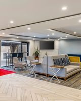 Holiday Inn Express Downers Grove