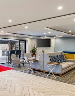 Holiday Inn Express Downers Grove
