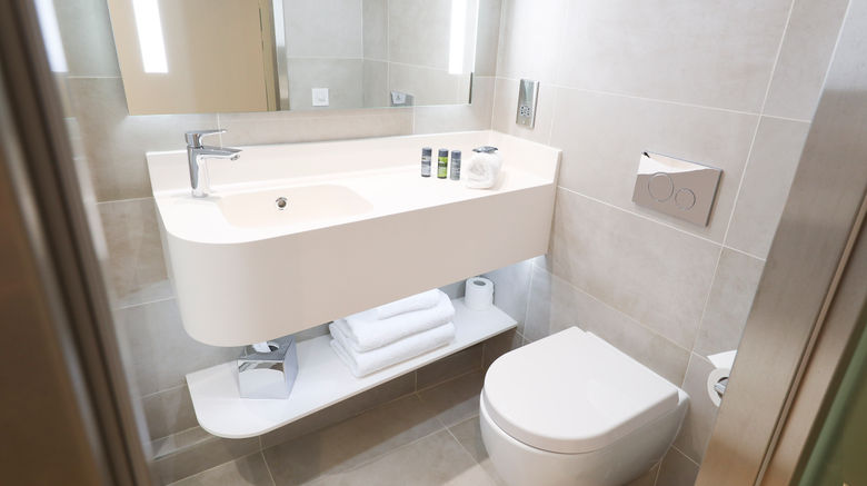 <b>Marlin Hotel Dublin Room</b>. Images powered by <a href="https://www.leonardoworldwide.com/" title="Leonardo Worldwide" target="_blank">Leonardo</a>.