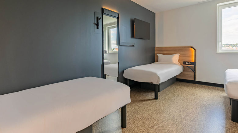 <b>B&B Hotel Mulhouse Bale Aeroport Room</b>. Images powered by <a href="https://www.leonardoworldwide.com/" title="Leonardo Worldwide" target="_blank">Leonardo</a>.
